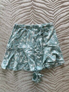 SO Light Blue Daisy Print Ruffle Wrap Mini Skirt